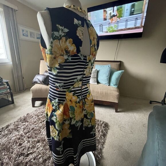 DB Estb 1962 Navy White Yellow Spring Summer Floral Striped Pleated Dress Sz 16 - Picture 14 of 15